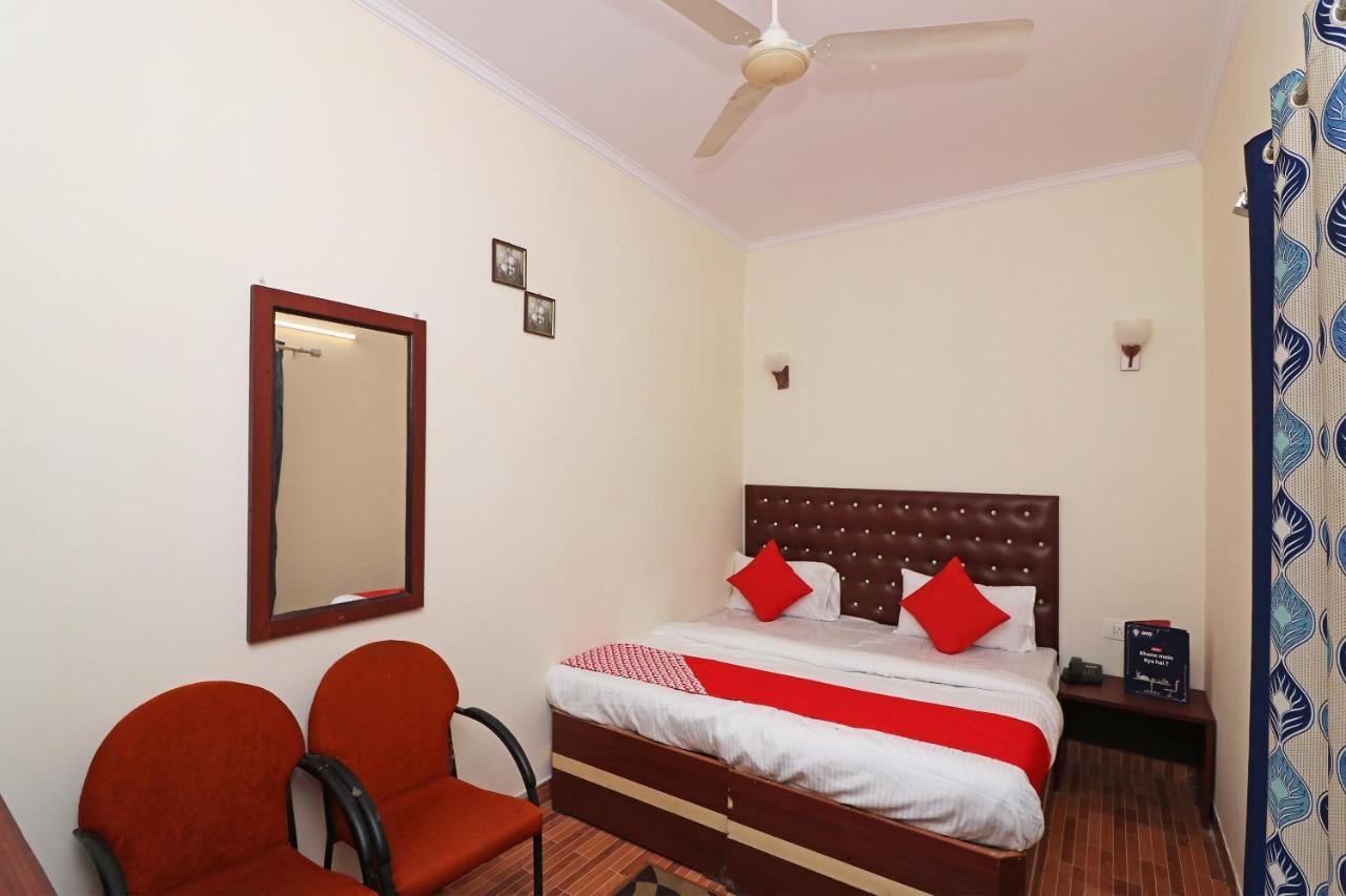 Oyo 14179 Panchvati Hotel Dehradun Ngoại thất bức ảnh