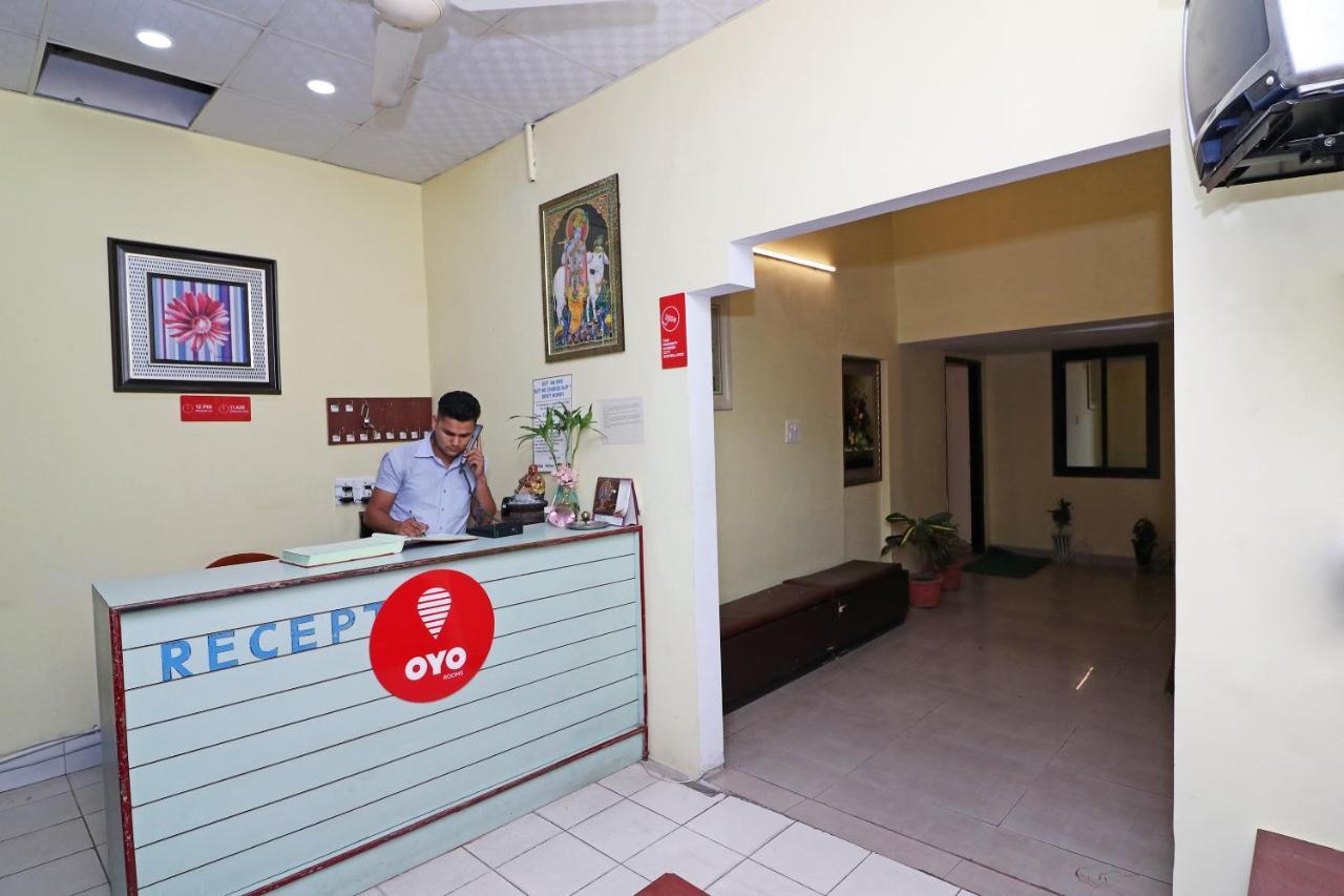 Oyo 14179 Panchvati Hotel Dehradun Ngoại thất bức ảnh
