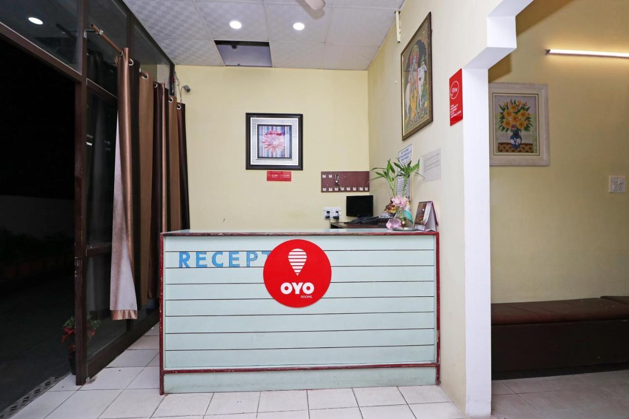 Oyo 14179 Panchvati Hotel Dehradun Ngoại thất bức ảnh
