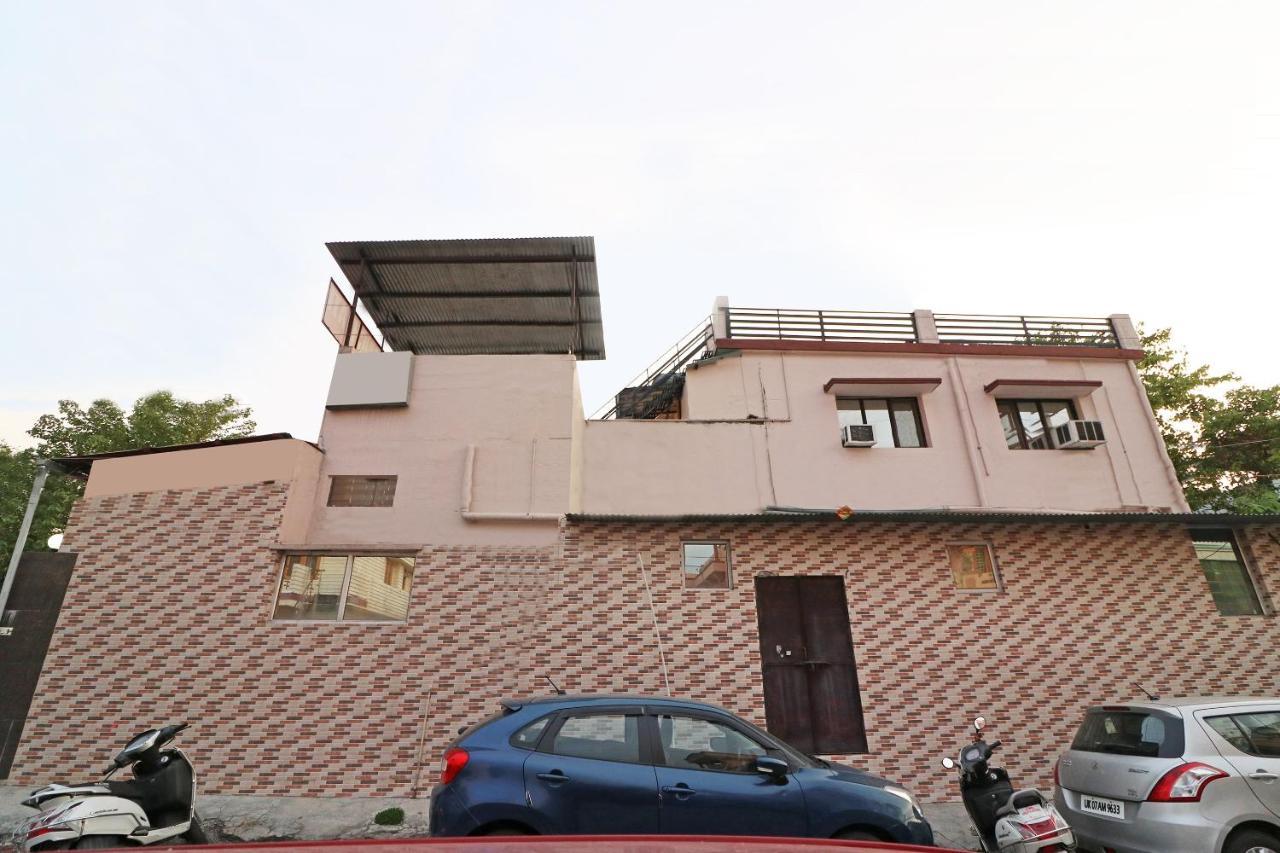 Oyo 14179 Panchvati Hotel Dehradun Ngoại thất bức ảnh