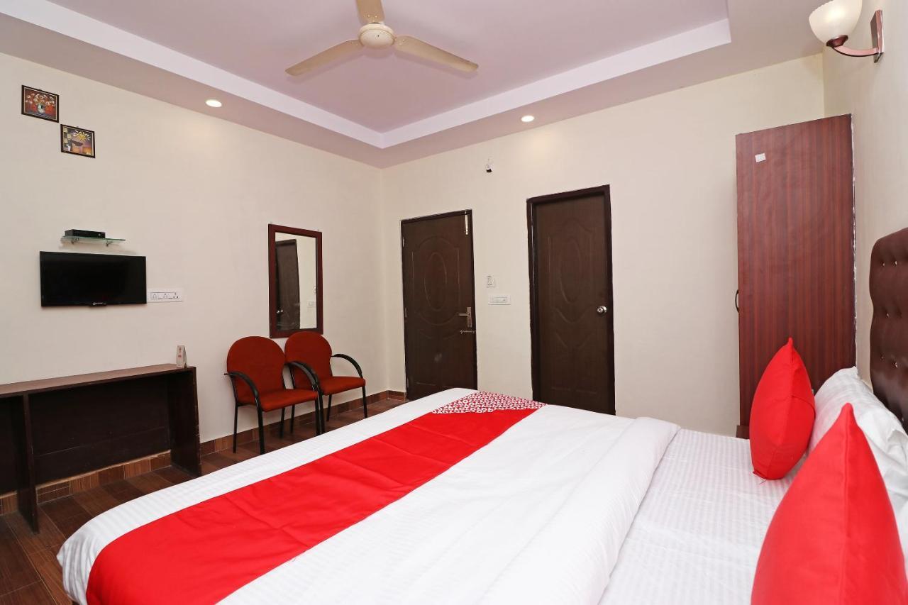 Oyo 14179 Panchvati Hotel Dehradun Ngoại thất bức ảnh