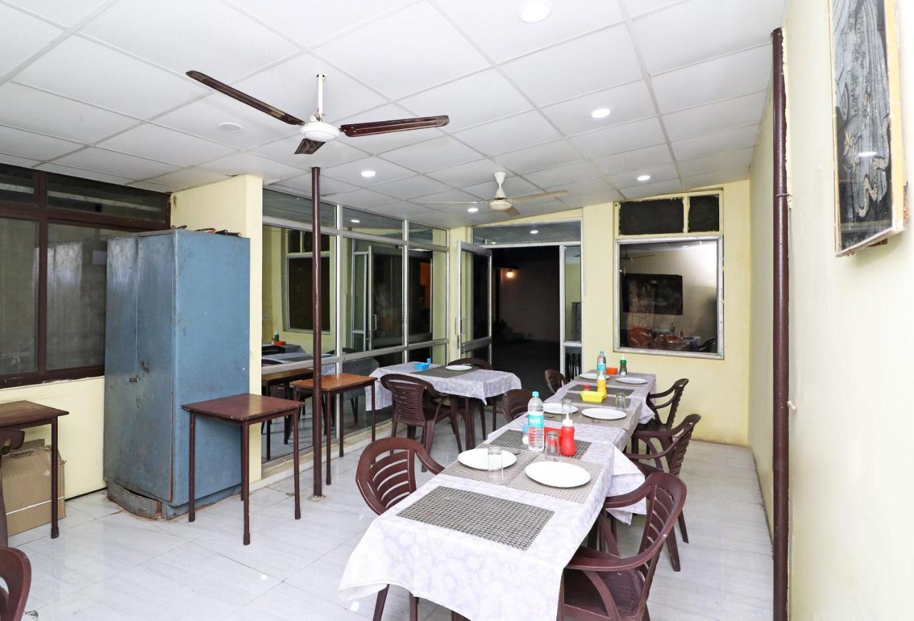Oyo 14179 Panchvati Hotel Dehradun Ngoại thất bức ảnh
