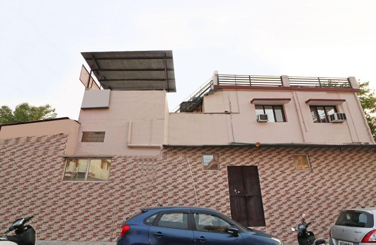 Oyo 14179 Panchvati Hotel Dehradun Ngoại thất bức ảnh